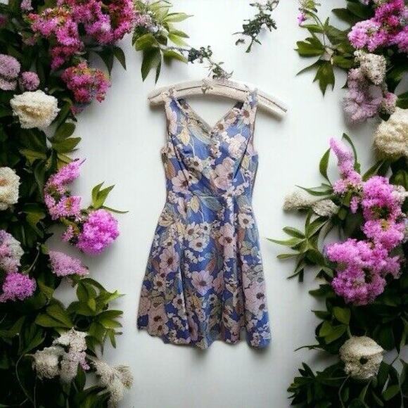 New Eva Rose Blue Pastel Floral V Neck Swing Dress Pockets Size Medium Retro - Picture 1 of 12